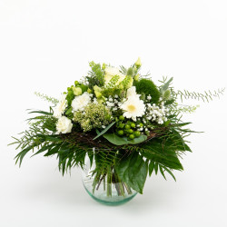 Blumenstrauss Weisse Sinfonie mit Blumen in grün und weiss.